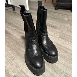 Zara Black Platform Chelsea Boots